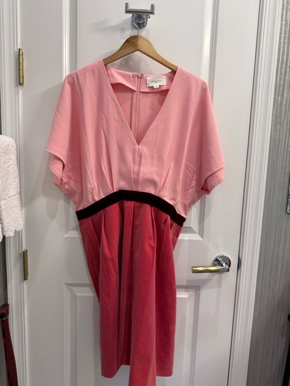 Pomander Place Pink Ombré V-Neck Midi Dress with Black Waistband